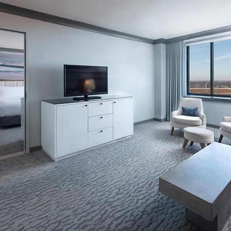 The Lofton Hotel Minneapolis, Tapestry Collection By Hilton Luaran gambar
