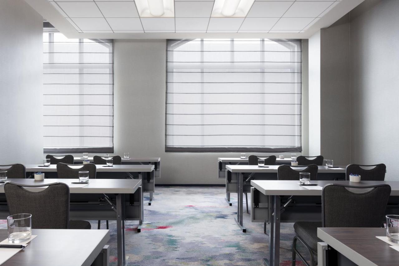 The Lofton Hotel Minneapolis, Tapestry Collection By Hilton Luaran gambar